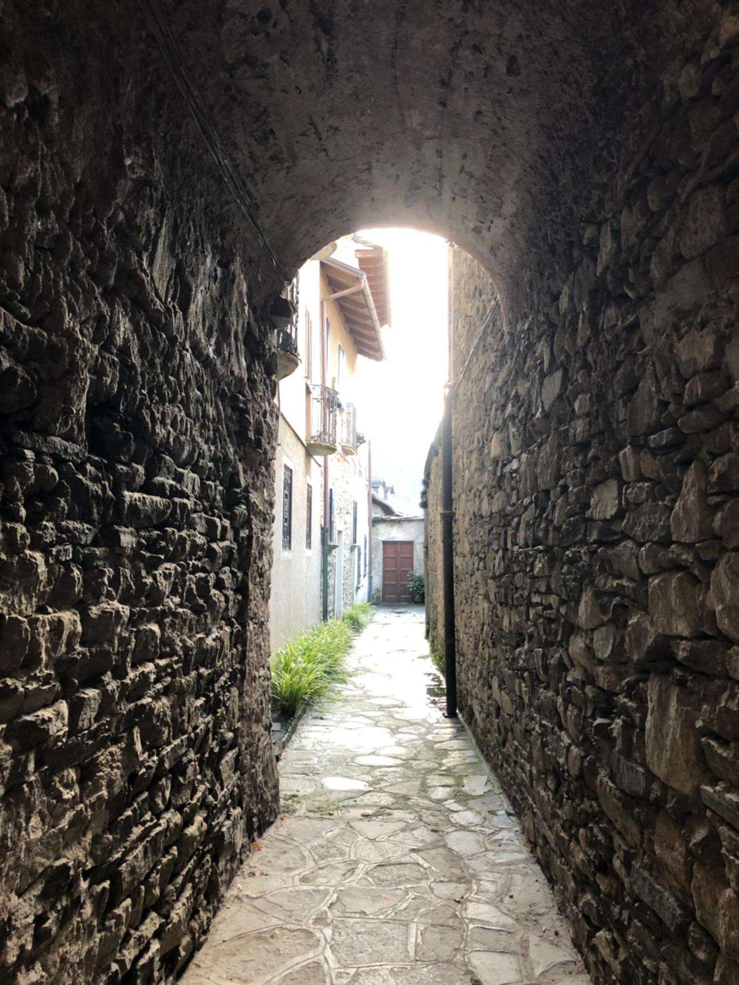 Appartamento Vacanze Al Lago Orta San Giulio Exterior foto